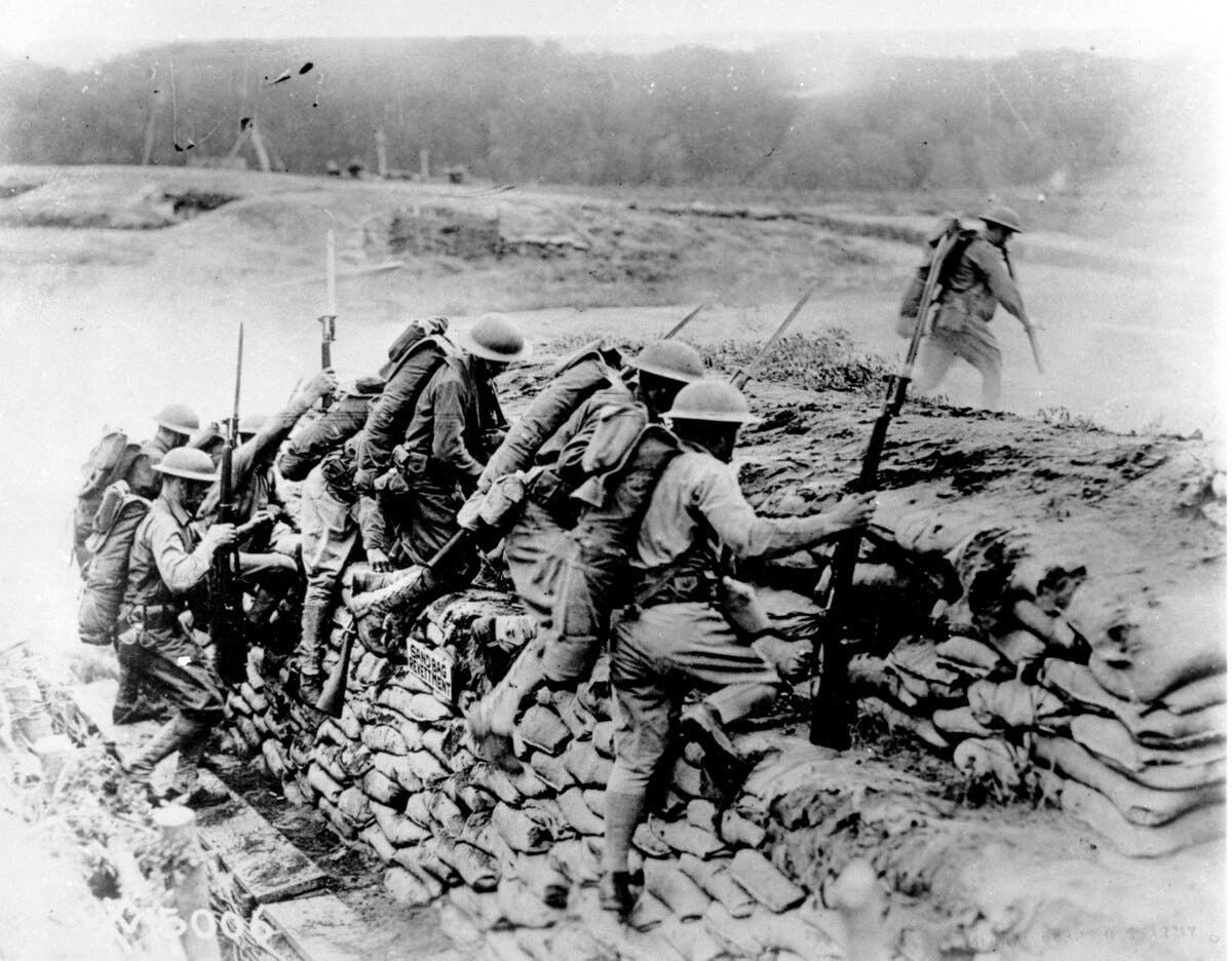صورة لجنود شاركوا بالحرب العالمية الأولى