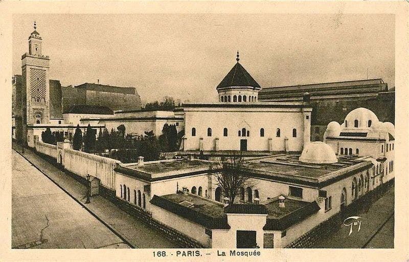 مسجد باريس الكبير خلال ثلاثينيات القرن الماضي