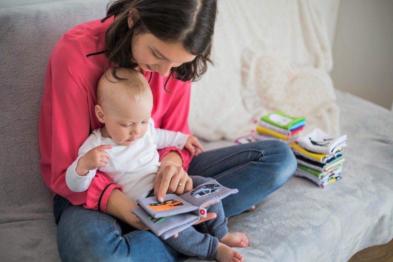 Benefits-of-reading-to-babies