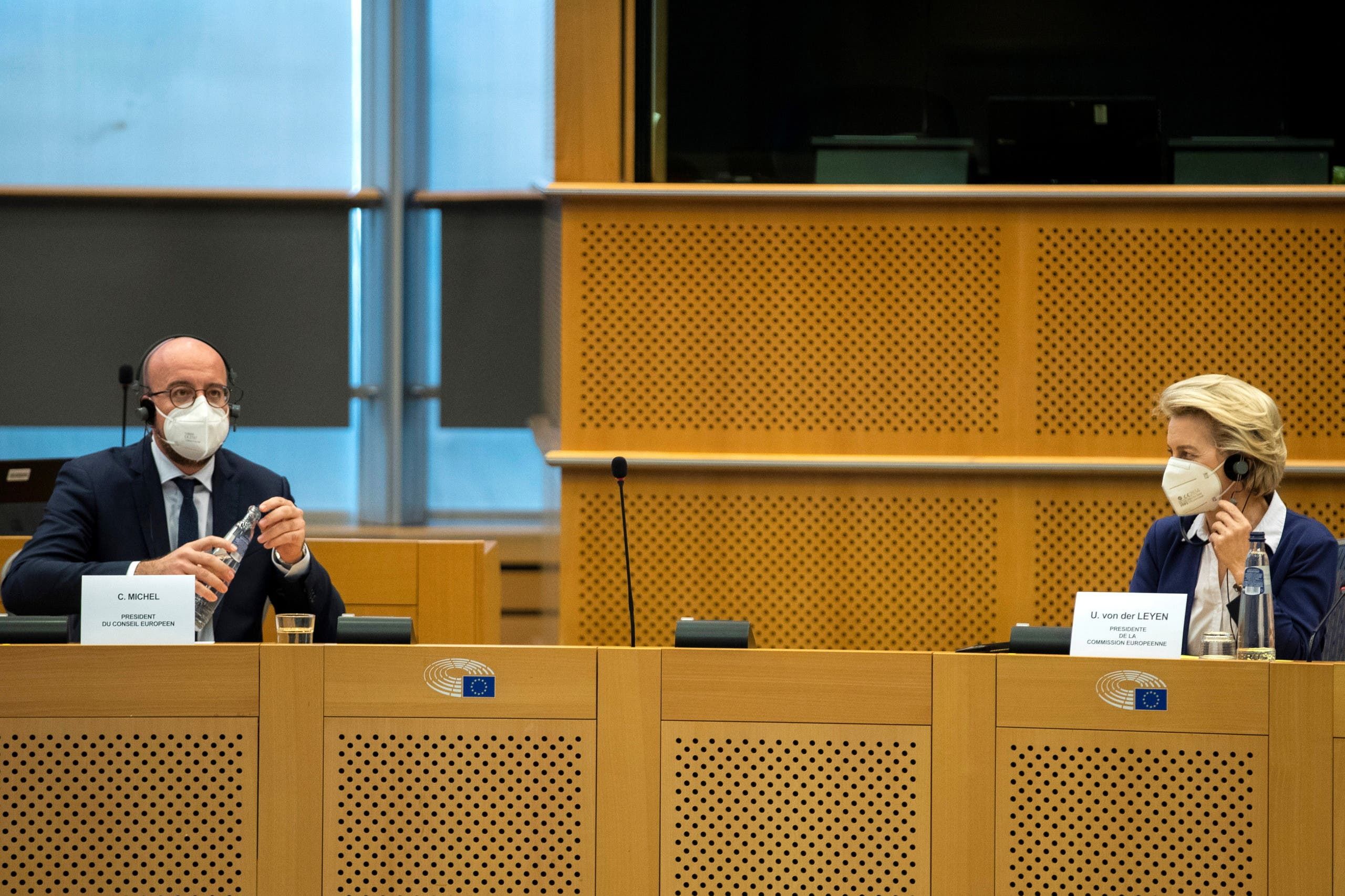 فون دير ليين وميشال في جلسة الاستماع لهما في البرلمان الأوروبي