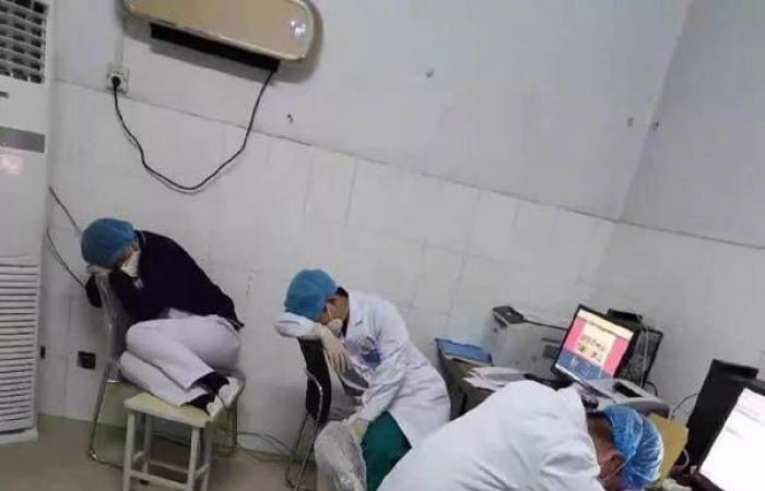 صور مؤثرة.. هكذا يواجه الأطباء والممرضون كورونا