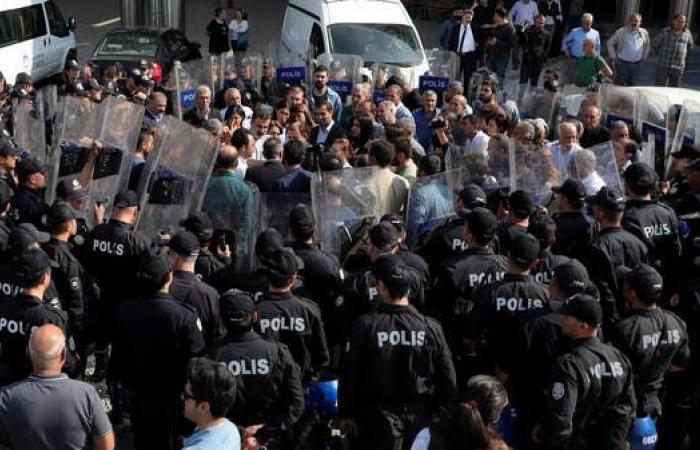 اعتقالات جديدة في تركيا.. أمر بالقبض على 228 شخصاً