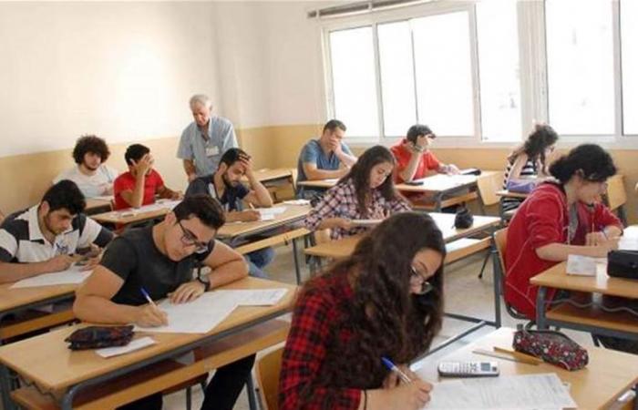 المدارس مقفلة بسبب كورونا.. ما مصير الامتحانات الرسمية؟