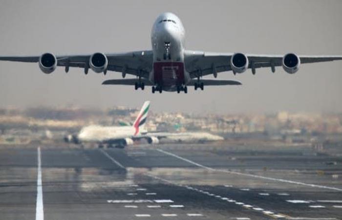 الإمارات توقف التأشيرات وتعلق الرحلات لـ4 بلدان بسبب كورونا