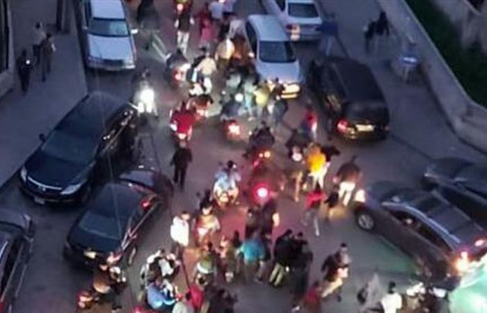 في طرابلس.. خرق لحظر التجول ومظاهرة احتجاجاً على الأوضاع الاقتصادية