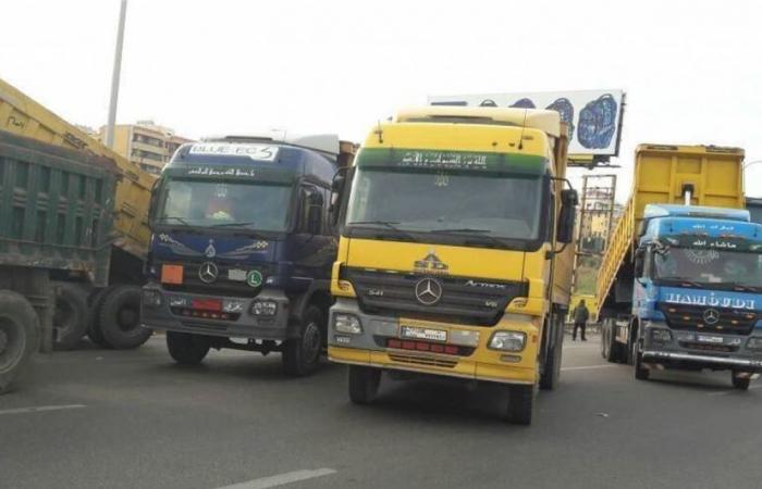 نقابة مالكي الشاحنات العمومية: مع السائق اللبناني إذا وجد وإلا سنضطر للجوء الى السائق الاجنبي