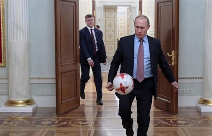 وزير الرياضة الروسي السابق يكشف: هكذا كانت رد فعل بوتين على الهزيمة أمام البرتغال (1-7)