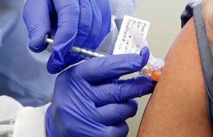 مودرنا تتوقع الحصول على موافقة "FDA" للقاح كورونا الأمريكى بحلول ديسمبر