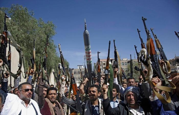 اليمن يدعو بقية دول المنطقة لاتخاذ موقف من "عدوان إيران"