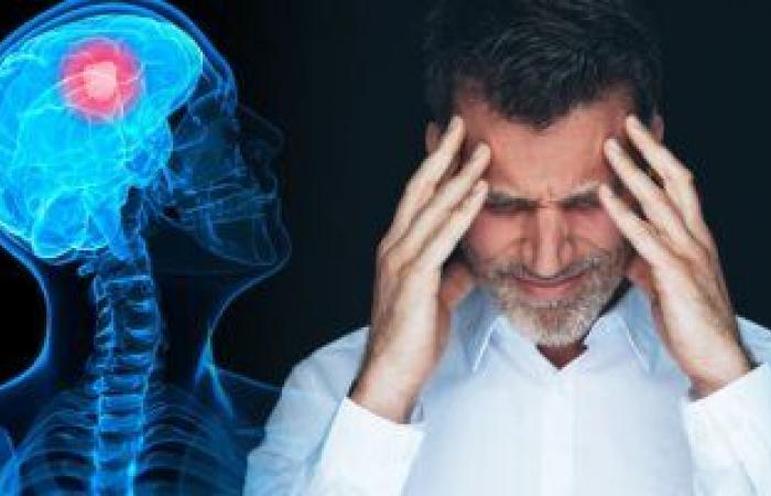 تأثير كورونا على الجهاز العصبي.. الصداع وألم العضلات انتهاء بالسكتة الدماغية