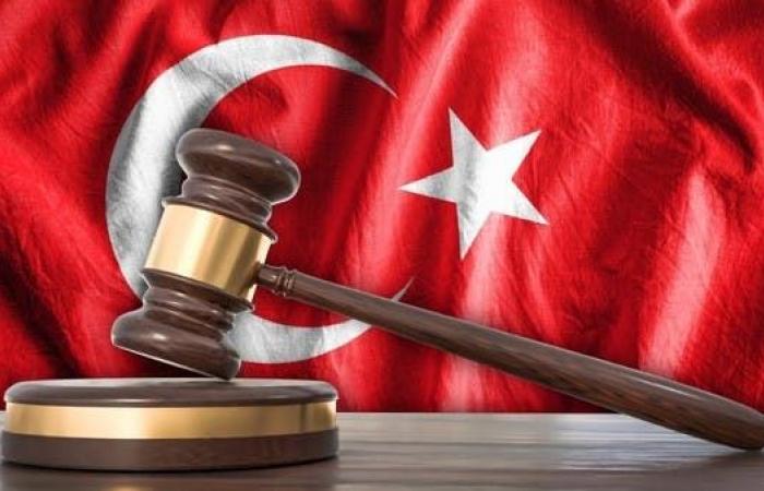 تركيا.. إعتقالات في صفوف القضاة والمدعين العامين