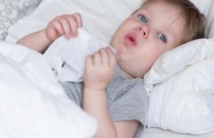 علاج السعال عند الأطفال المصابين بمرض الدفتيريا أو الخناق