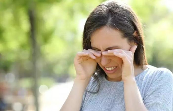 3 علامات مبكرة تدل على أن كورونا يؤثر على عينيك