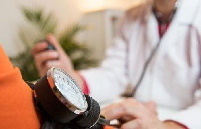 ما هو ارتفاع ضغط الدم المقاوم للأدوية؟.. تعرف على نصائح لتنظيمه