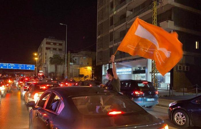 مسيرة سيّارة لمناصري “التيار” دعماً لموقف عون