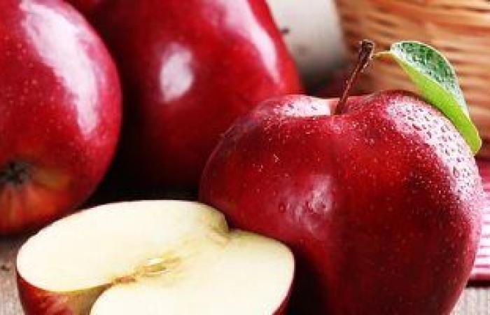 تفاحة فى اليوم تغنيك عن زيارة الطبيب.. فيها 7 فوائد