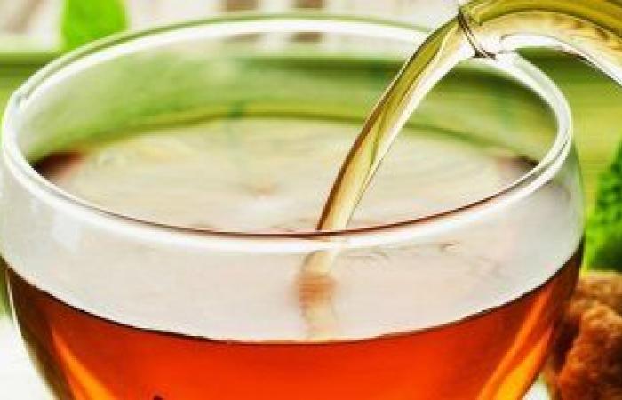 الشاى الفيتامين الحقيقي لبشرة صحية خالية من التجاعيد وحب الشباب.. اعرف التفاصيل