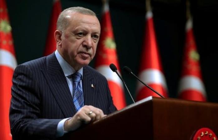 أردوغان يهدد بتوغل أكثر داخل العراق.. تحذير لمخيم لاجئين