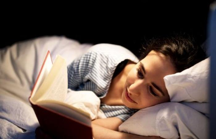 صحتك فى قراءة كتاب.. فوائد لا تحصى تمنع الزهايمر وتقلل من أعراض الاكتئاب