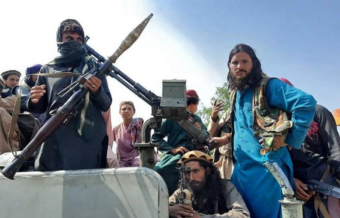 طالبان في كابل.. وفرار قوات أمن العاصمة