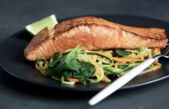 تقرير هيئة الصحة البريطانية يحذر من الإفراط فى تناول الأسماك الزيتية