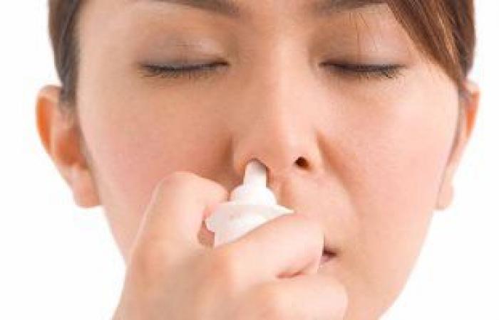 كيف يساعد غسول الأنف فى علاج أمراض الجهاز التنفسي العلوي؟