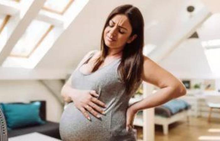 دراسة: زيادة وزن الأمهات أثناء الحمل يعرض الأطفال لمرض فرط الحركة والسمنة