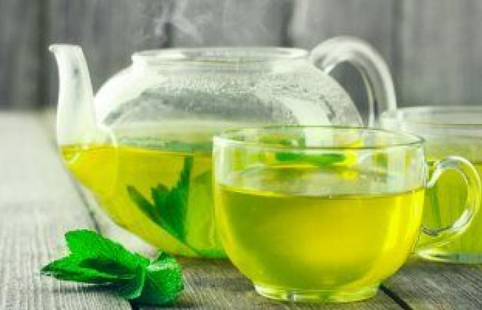 هل الإسراف فى تناول الشاي الأخضر خطر على صحتك؟