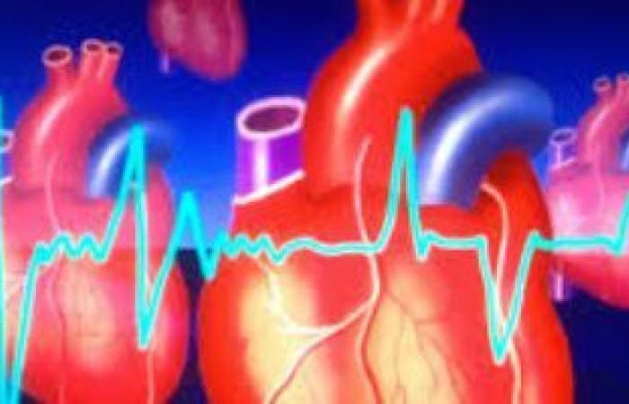 كيف تؤثر متلازمة تكيس المبايض على خطر الإصابة بنوبة قلبية أو سكتة دماغية؟
