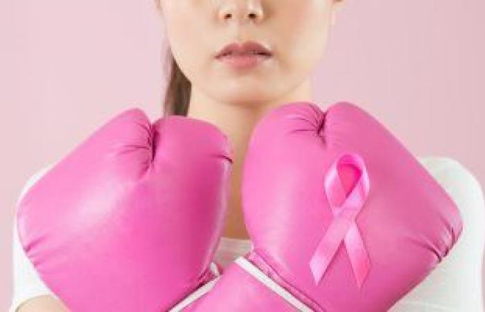 فى الشهر العالمى لسرطان الثدى.. كيف تؤثر الوراثة على مخاطر الإصابة به؟