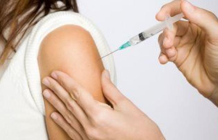 تعرف على الآثار الجانبية للتطعيم ضد الإنفلونزا وطرق التعامل معها