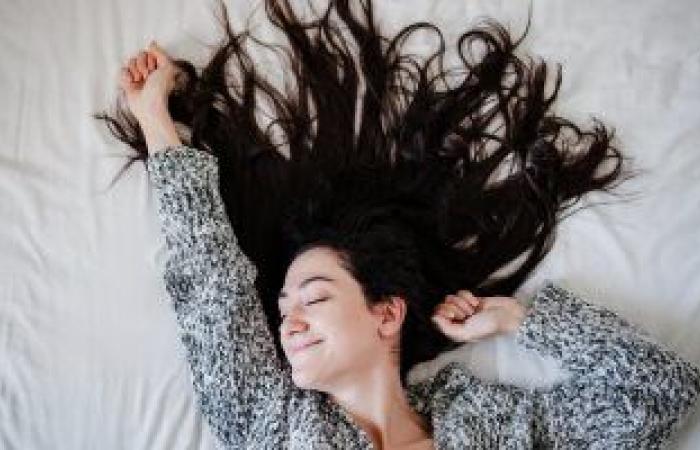 من السيطرة على الإجهاد إلى نوم أفضل.. تعرف على فوائد العلاج بالزيوت