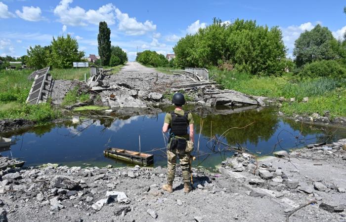 صواريخ روسية تدمر مستودع وقود شرق أوكرانيا.. ومقتل شخص
