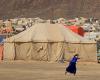 الحوثيون يجددون استهداف مخيمات النازحين غرب مأرب