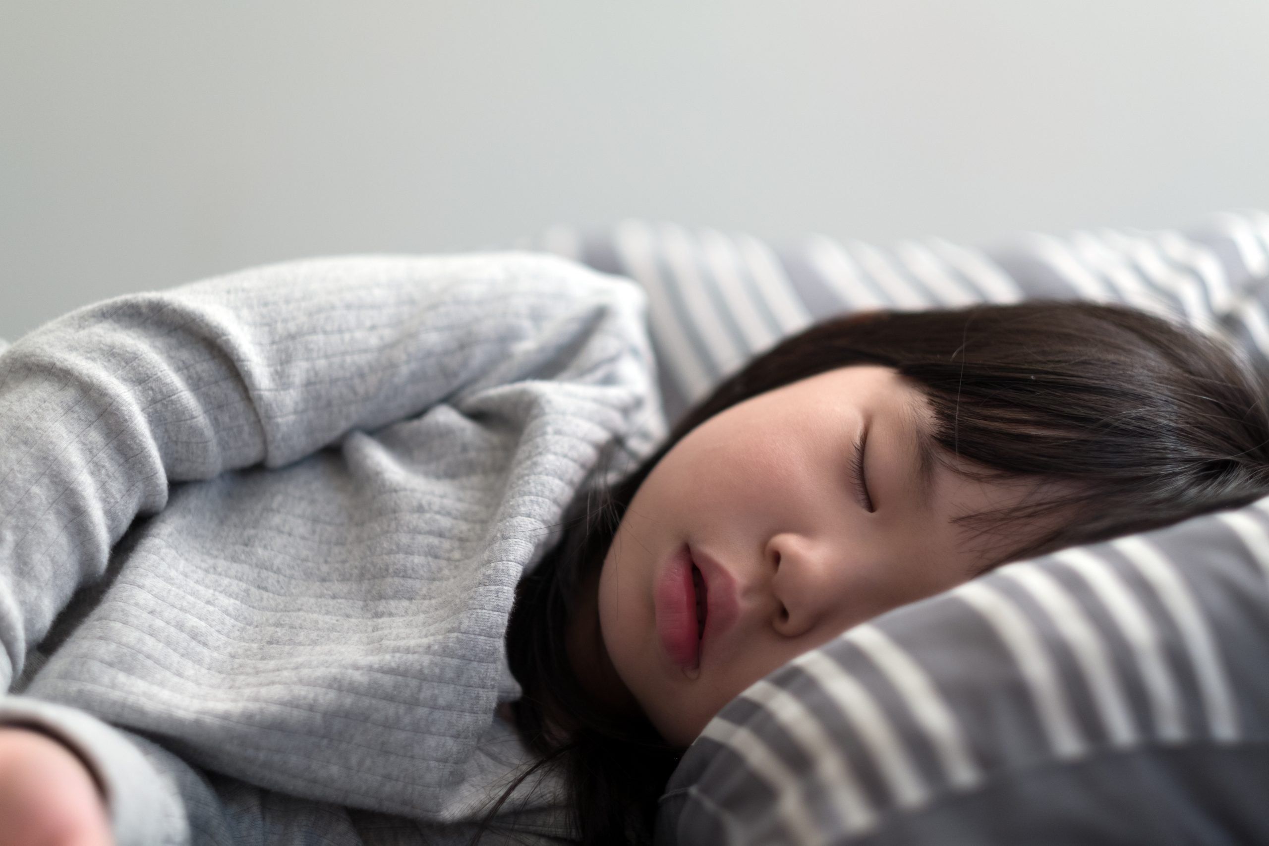 How-to-Help-your-Child-with-Sleep-Issues-2-scaled