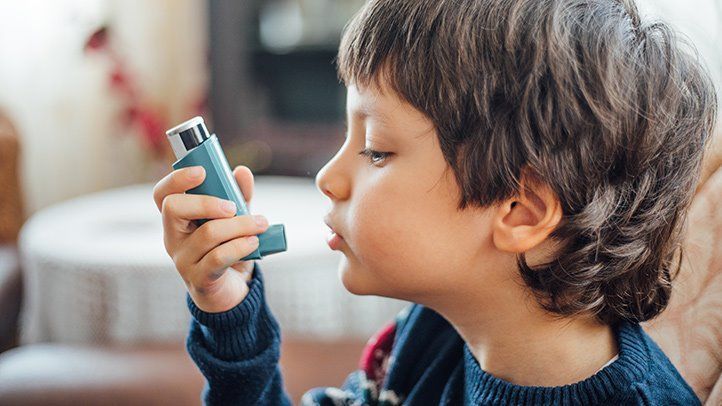 how-to-manage-asthma-in-kids-alt-722x406